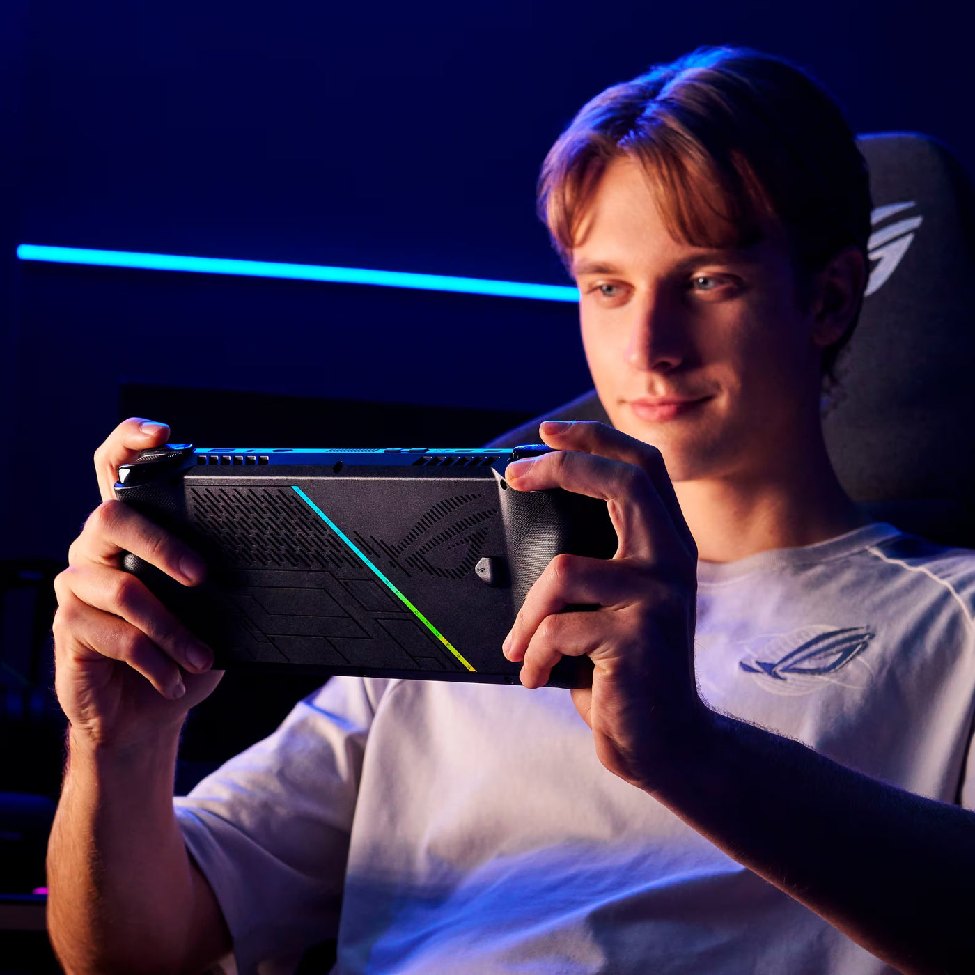 ROG Ally X 7" 120Hz FHD 1080p Gaming Handheld - AMD Ryzen Z1 Extreme Processor - 24GB with 1TB SSD - Windows